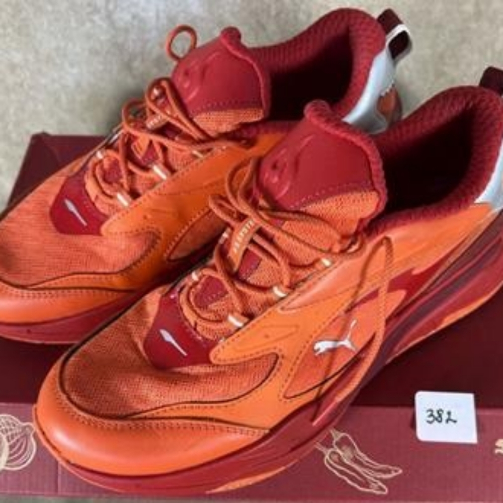 Puma Men's Fiery Orange and Deep Red Sneakers